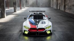 Представлена новая гоночная версия BMW M8 GTE класса GT